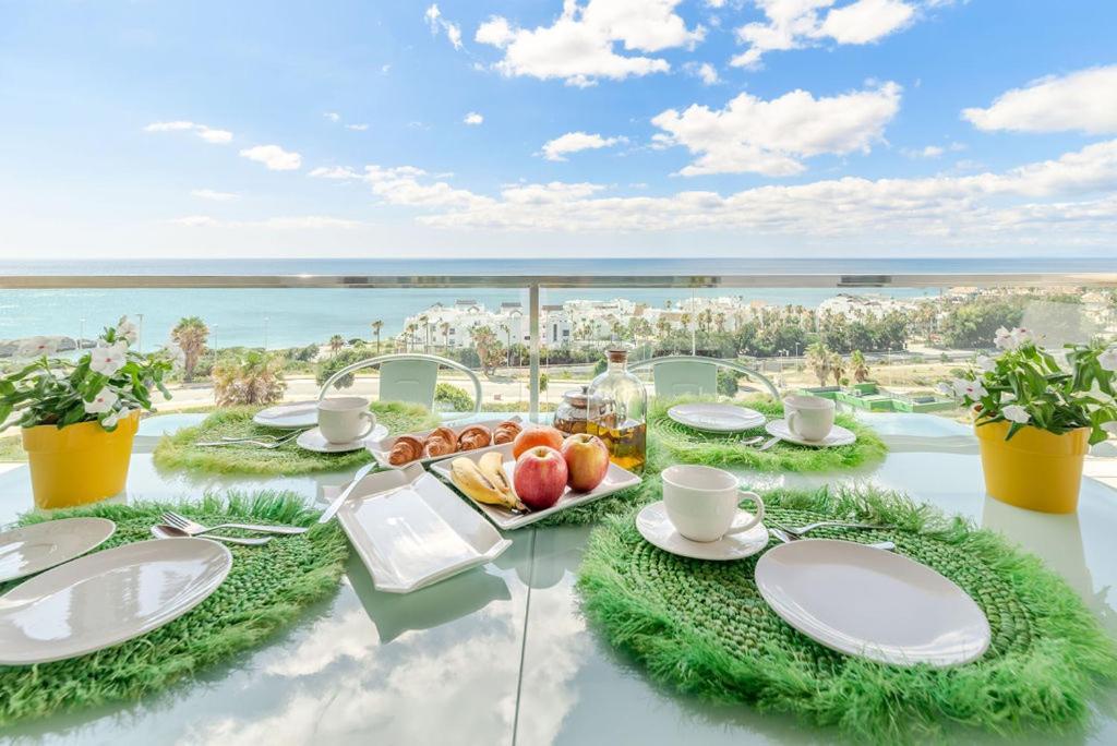 Amazing Sea View 5 Min From Beach 에스테포나 외부 사진